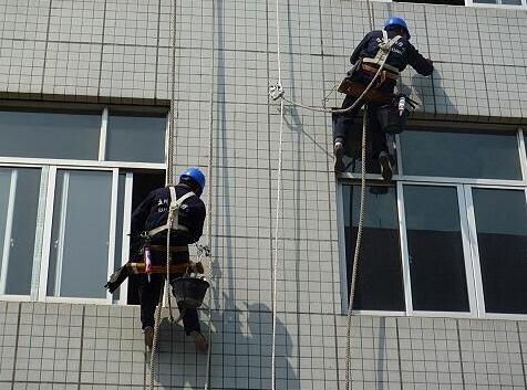 外墻防水刻不容緩，具體施工補漏方案如下